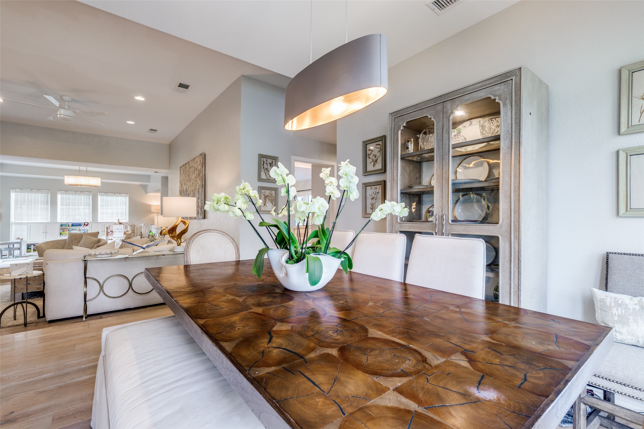7301 Highland Glen Trail