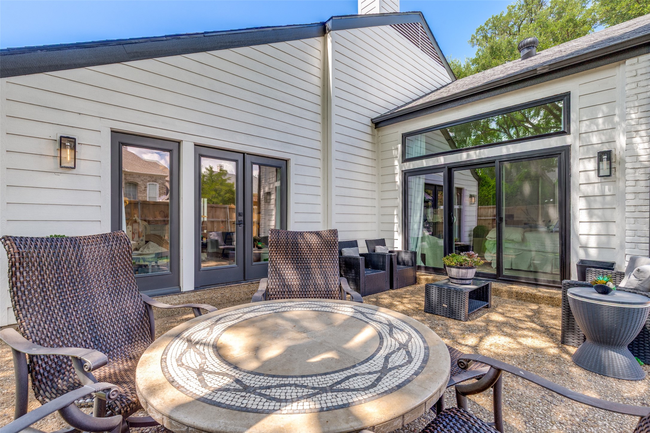 7301 Highland Glen Trail