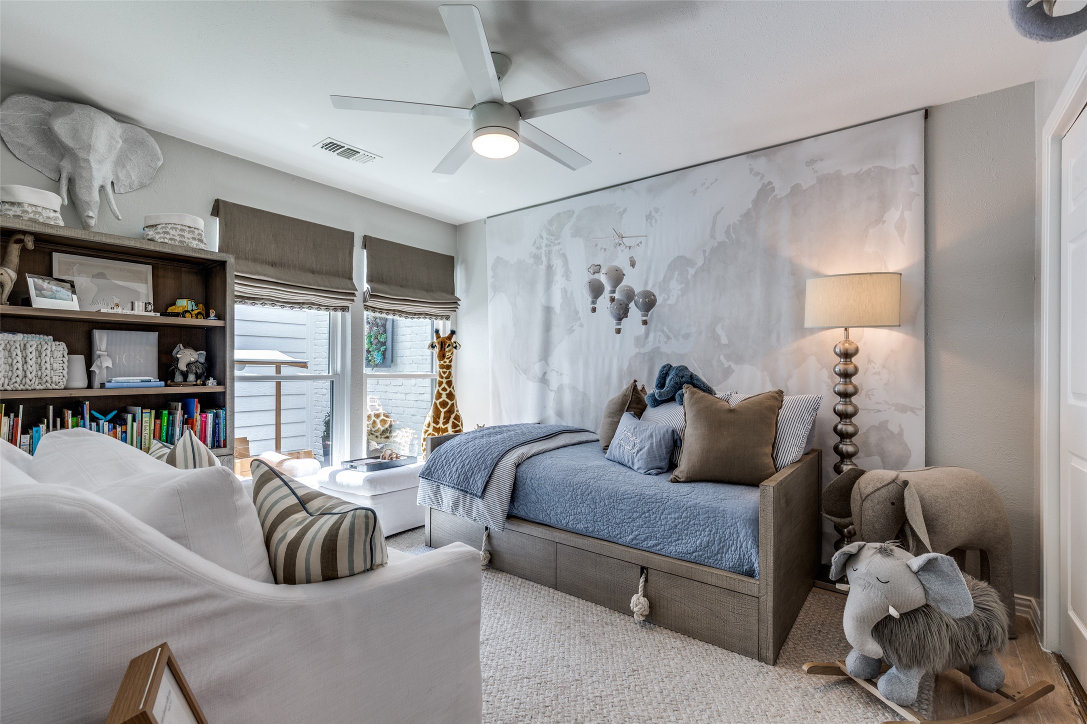 7301 Highland Glen Trail