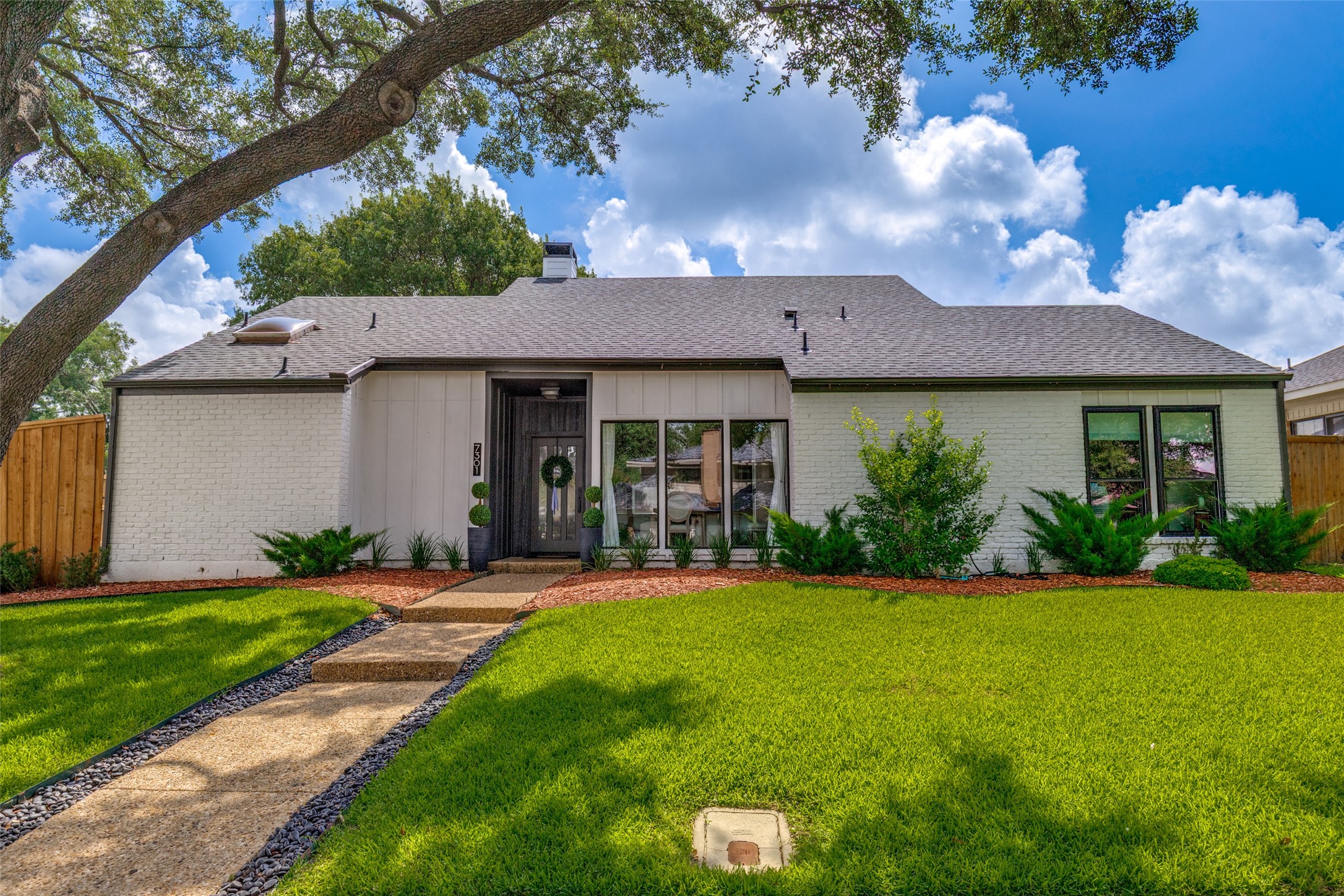 7301 Highland Glen Trail