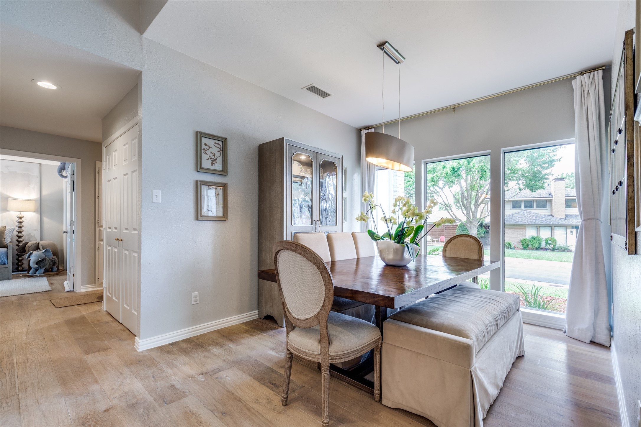 7301 Highland Glen Trail