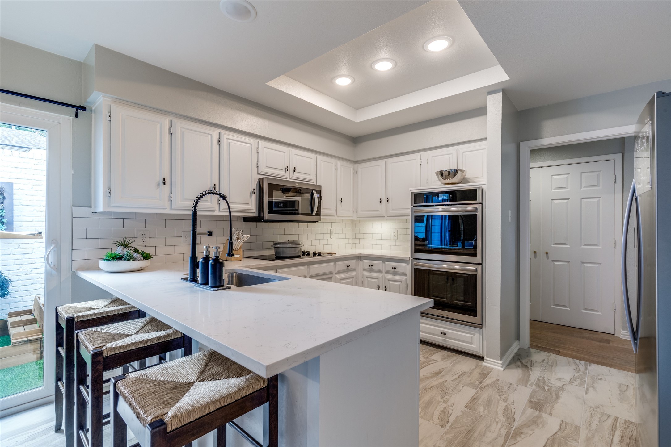 7301 Highland Glen Trail