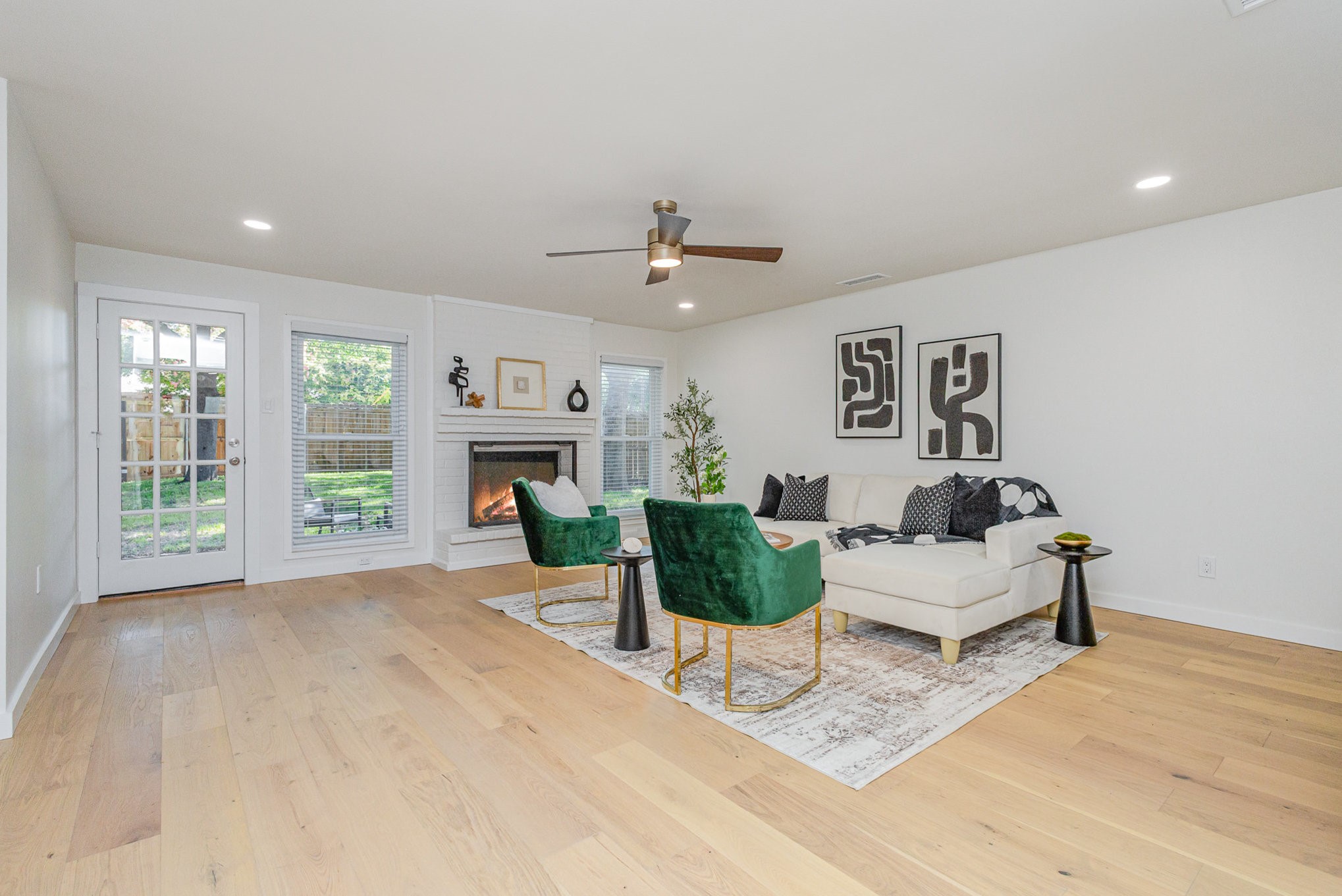 432 Pleasant Valley Lane