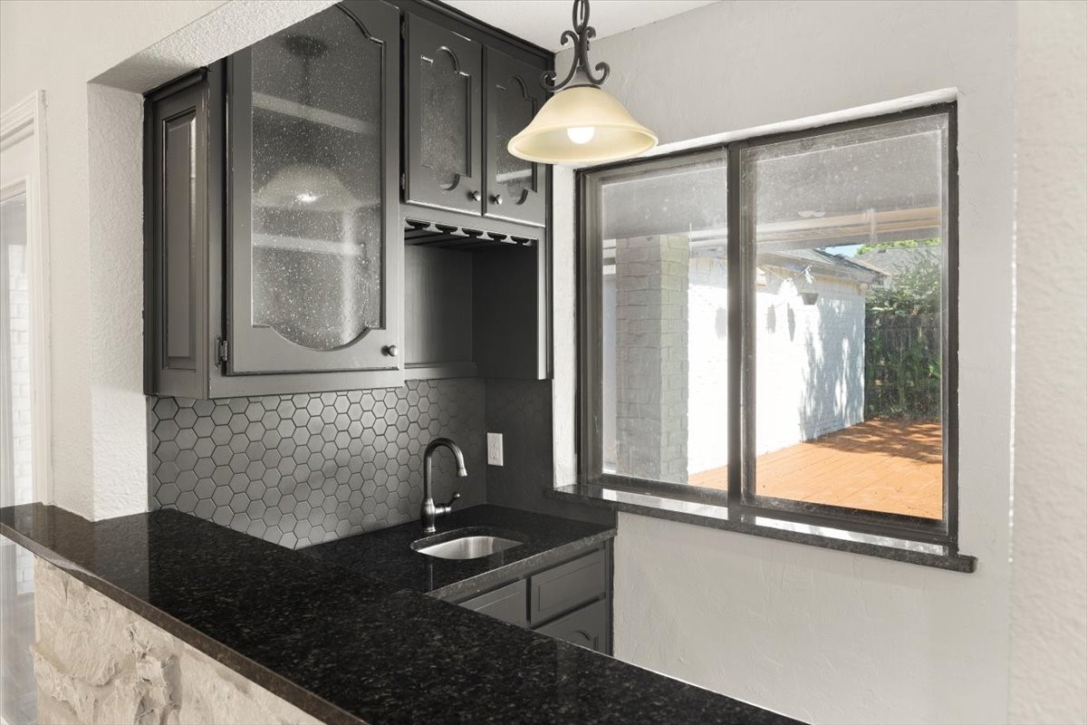 1001 Springfield Street