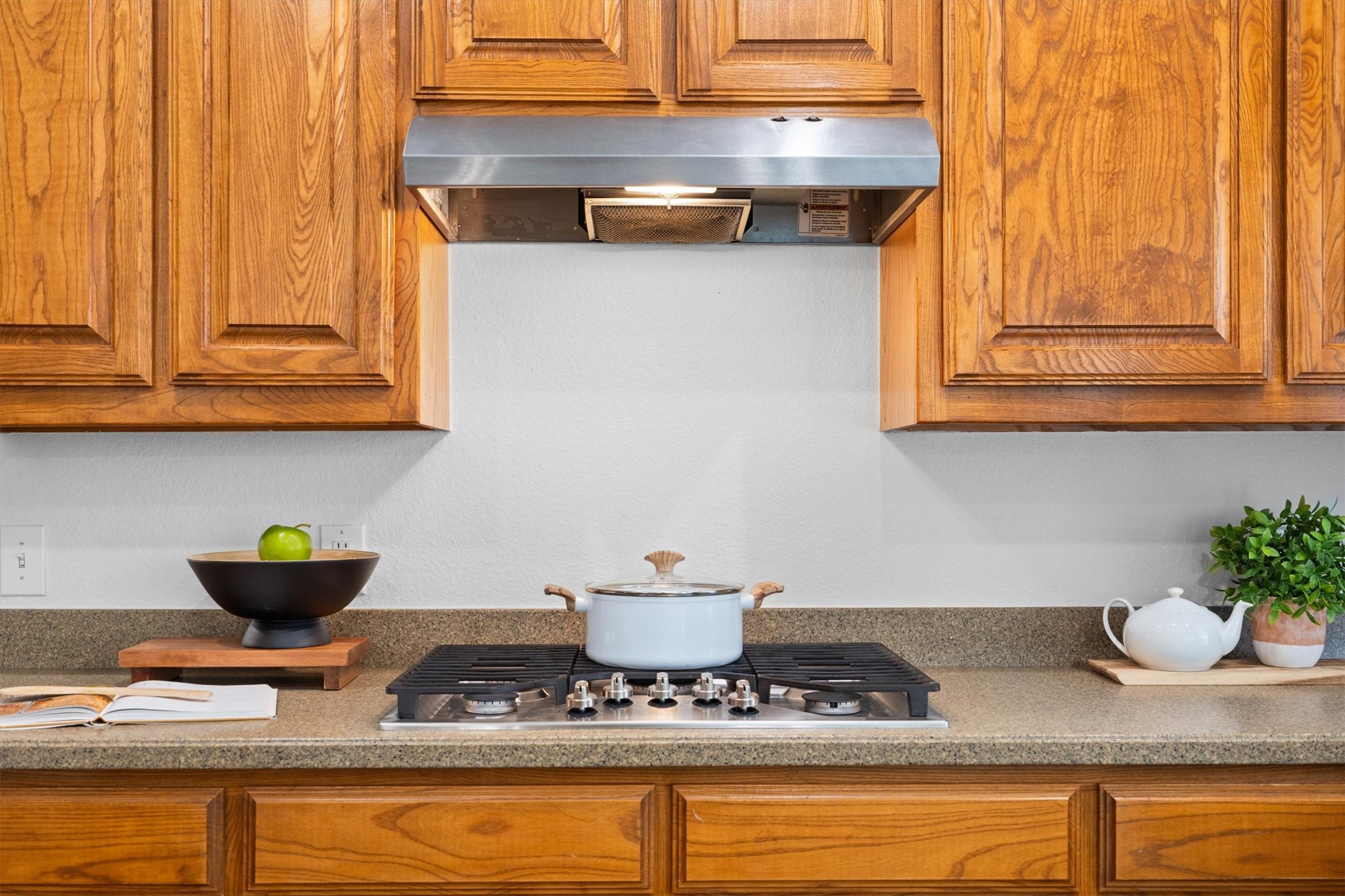 10149 Red Bluff Lane
