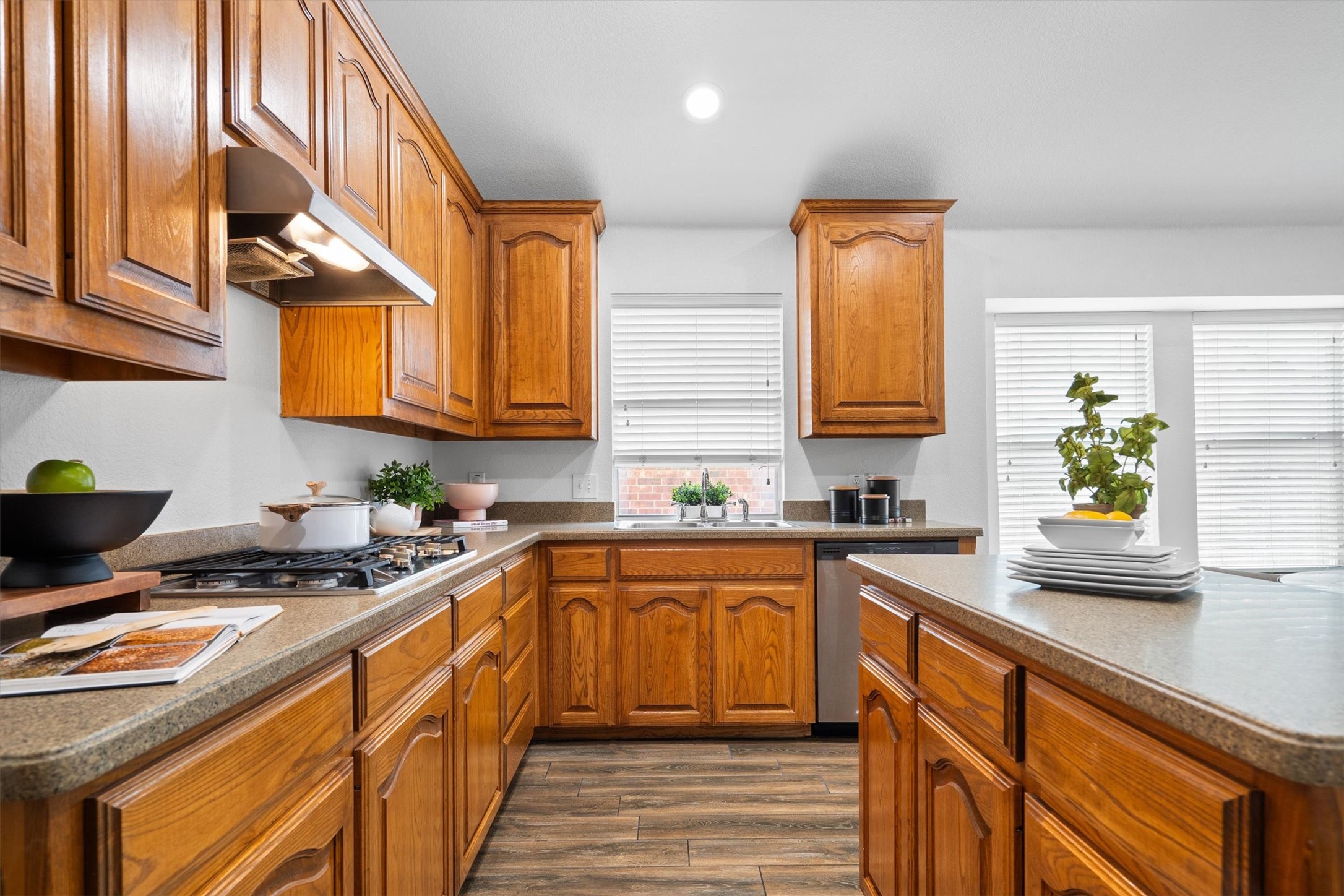 10149 Red Bluff Lane