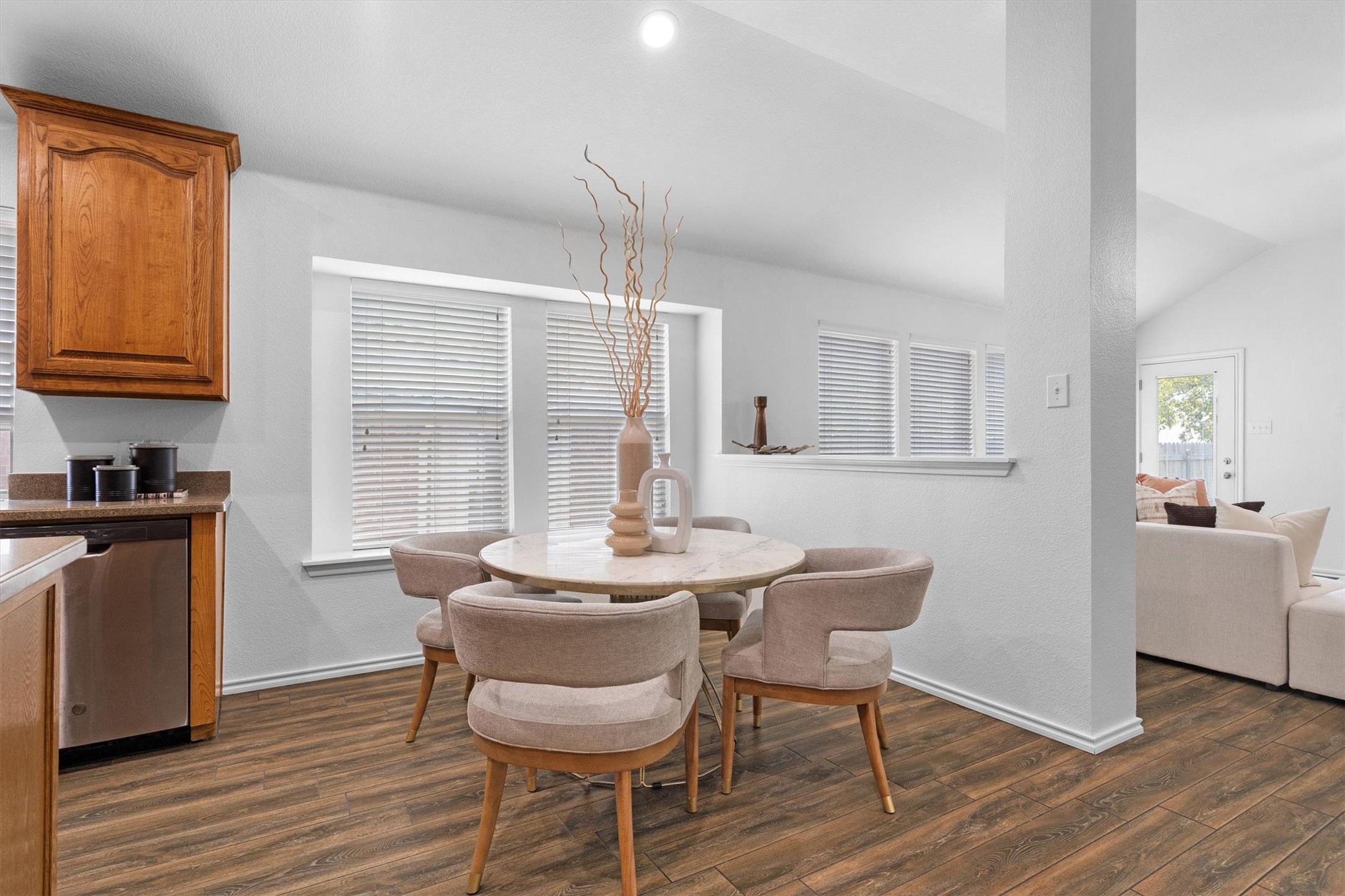 10149 Red Bluff Lane