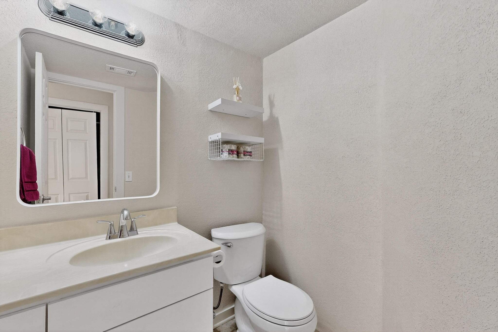 3901 Travis Street 113