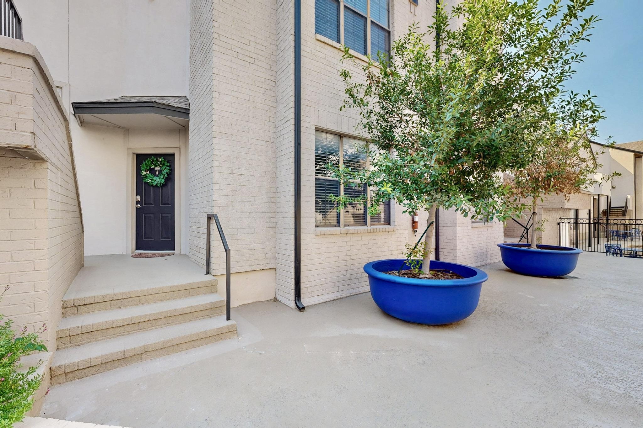 3901 Travis Street 113