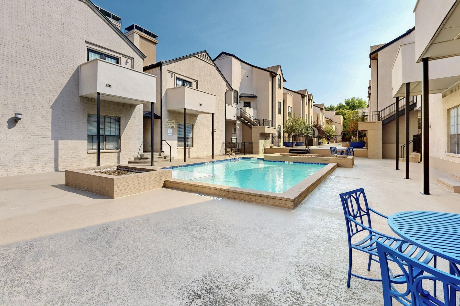 3901 Travis Street 113
