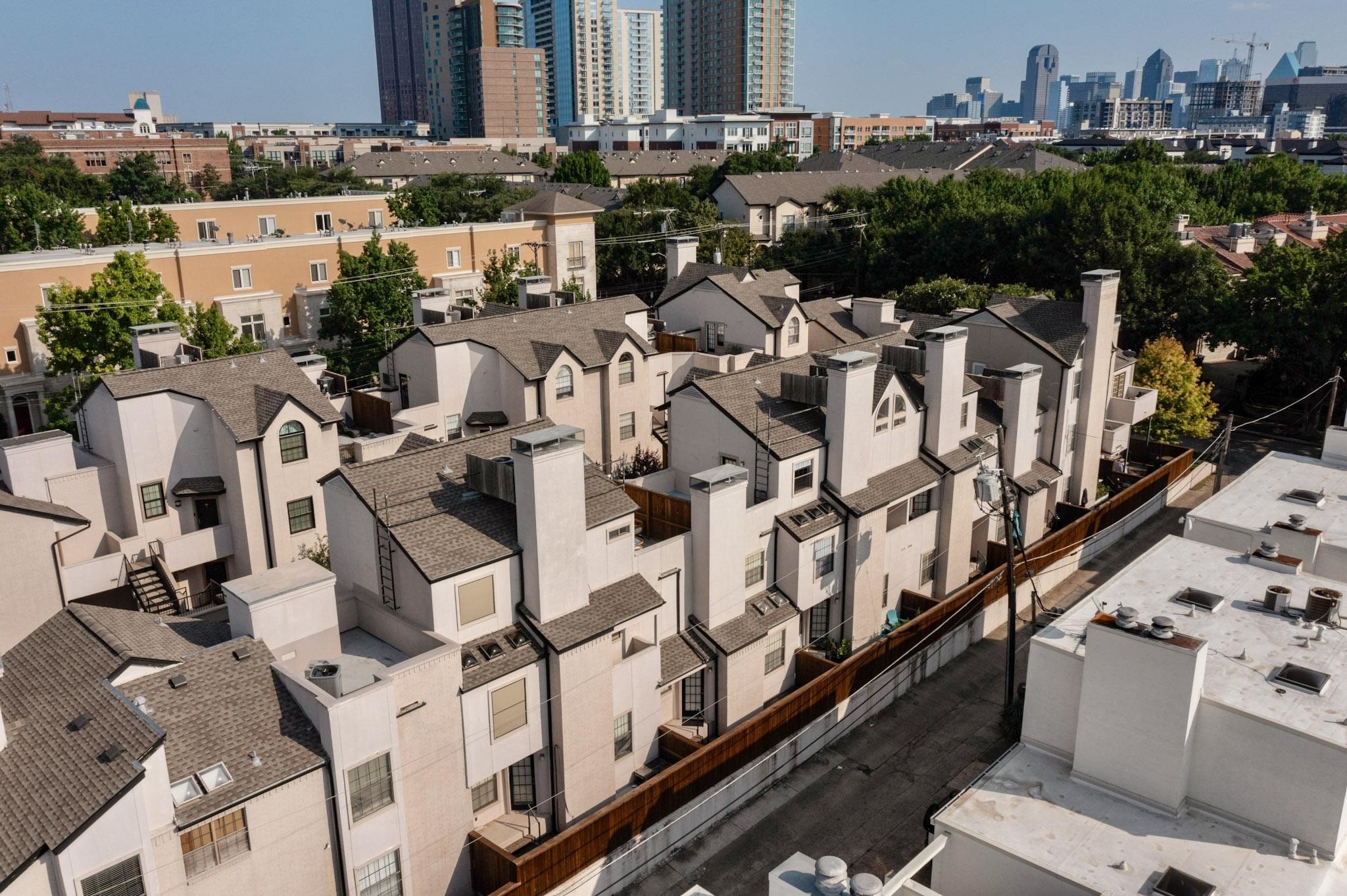 3901 Travis Street 113
