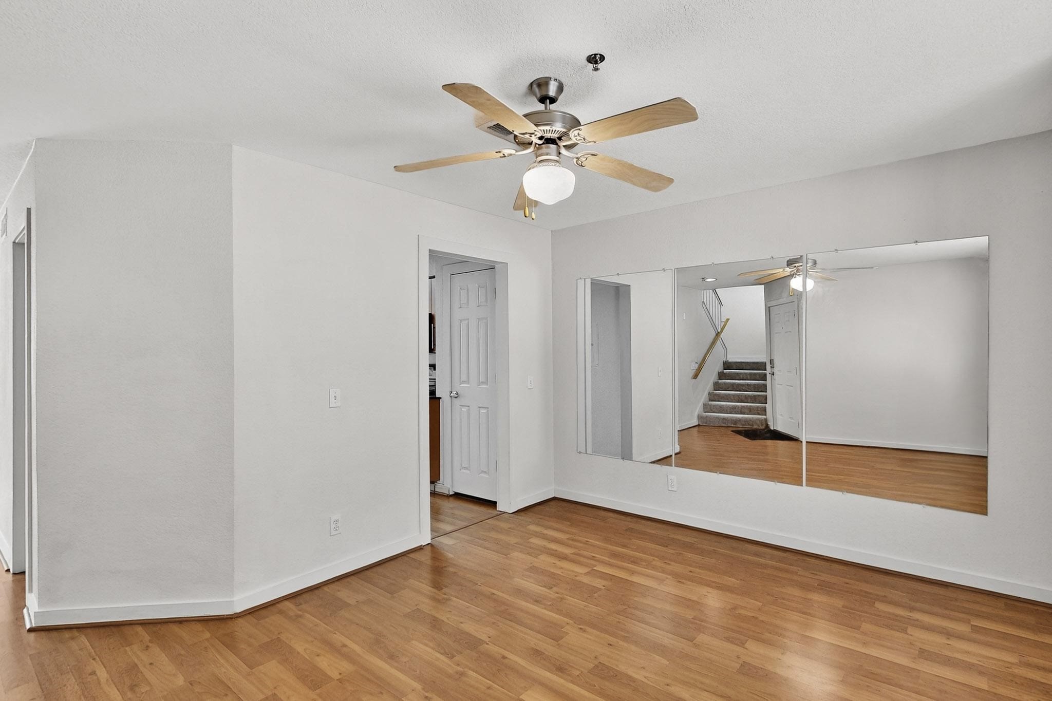 3901 Travis Street 113
