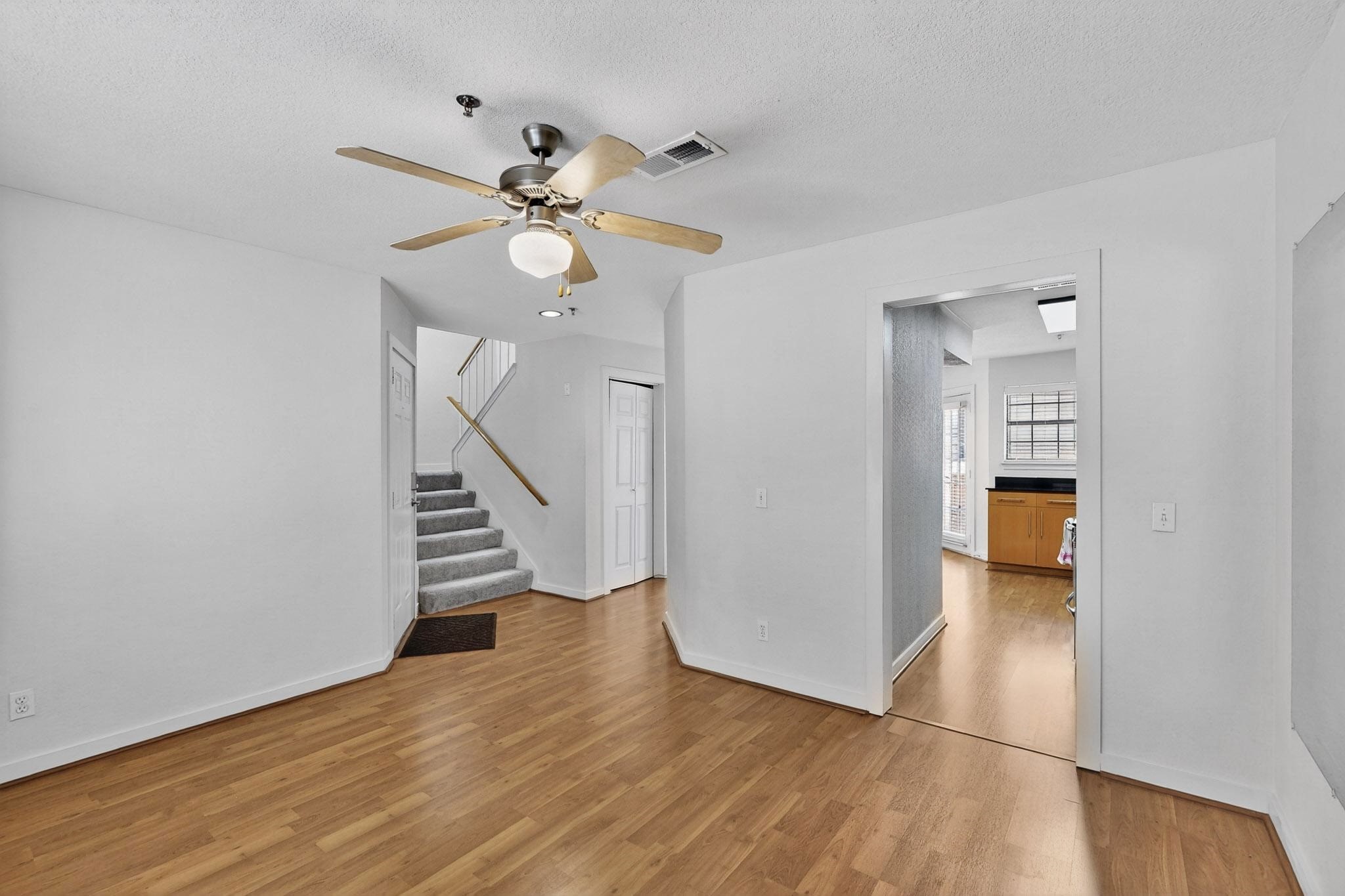 3901 Travis Street 113