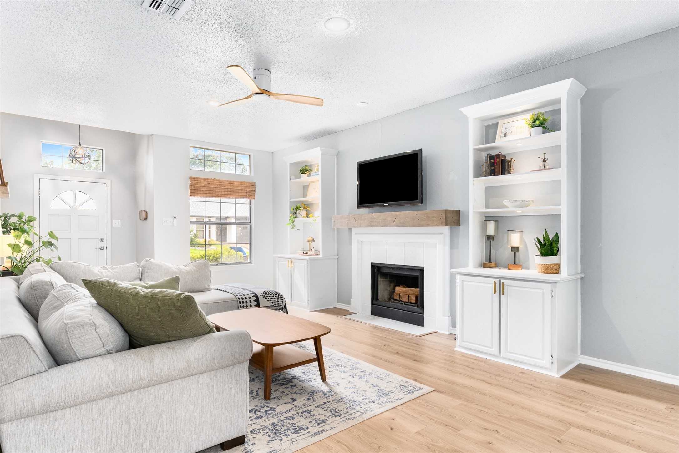 2533 Bear Haven Drive