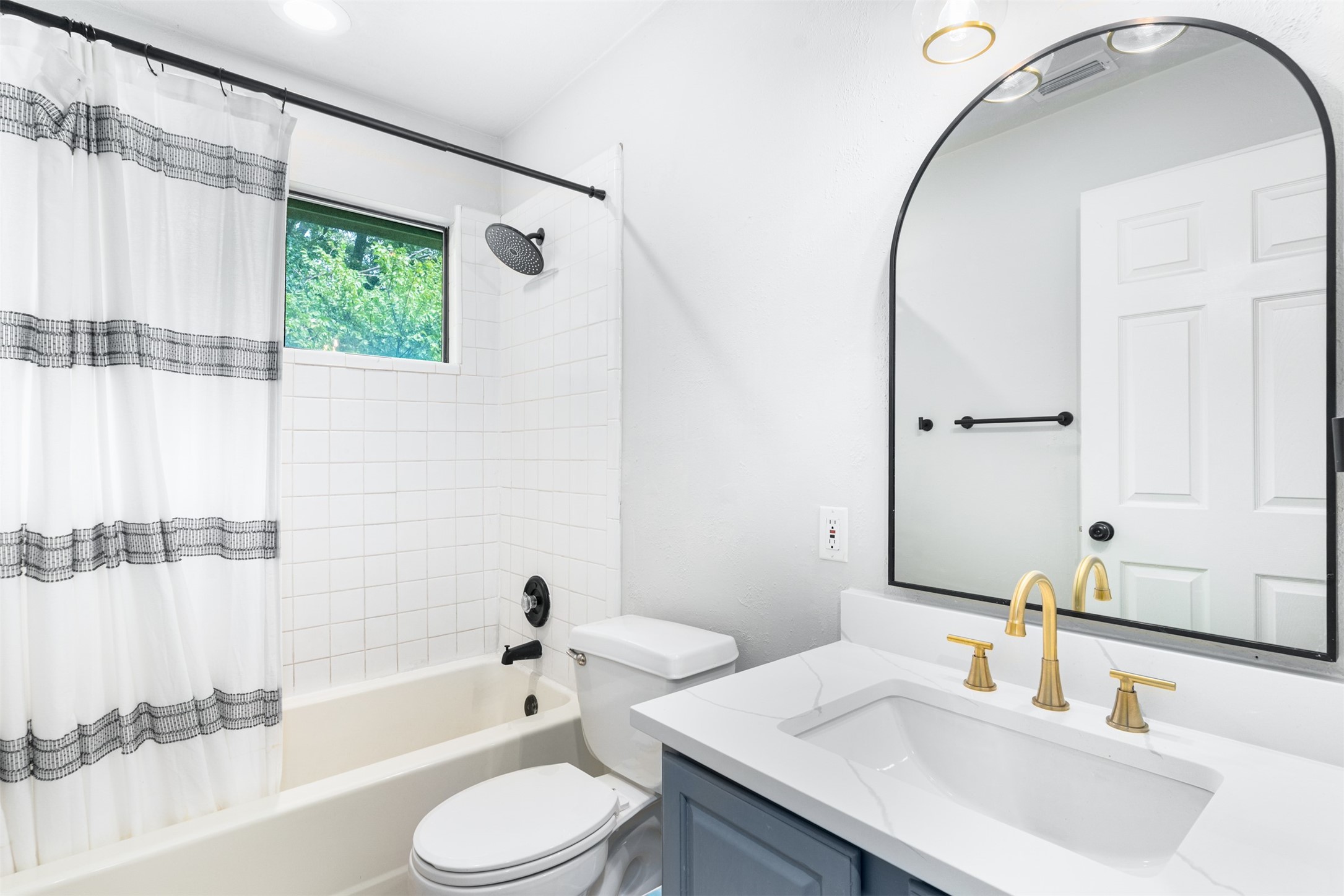 2533 Bear Haven Drive