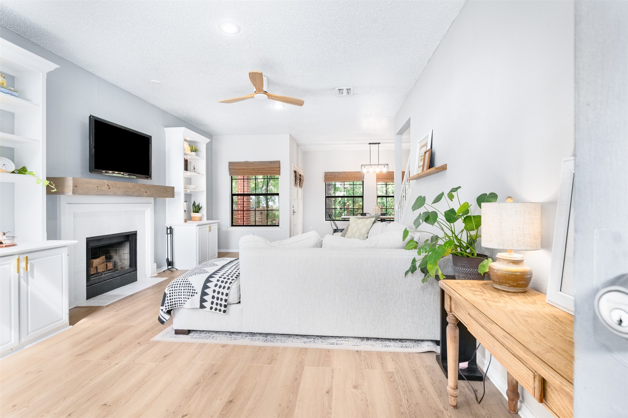 2533 Bear Haven Drive