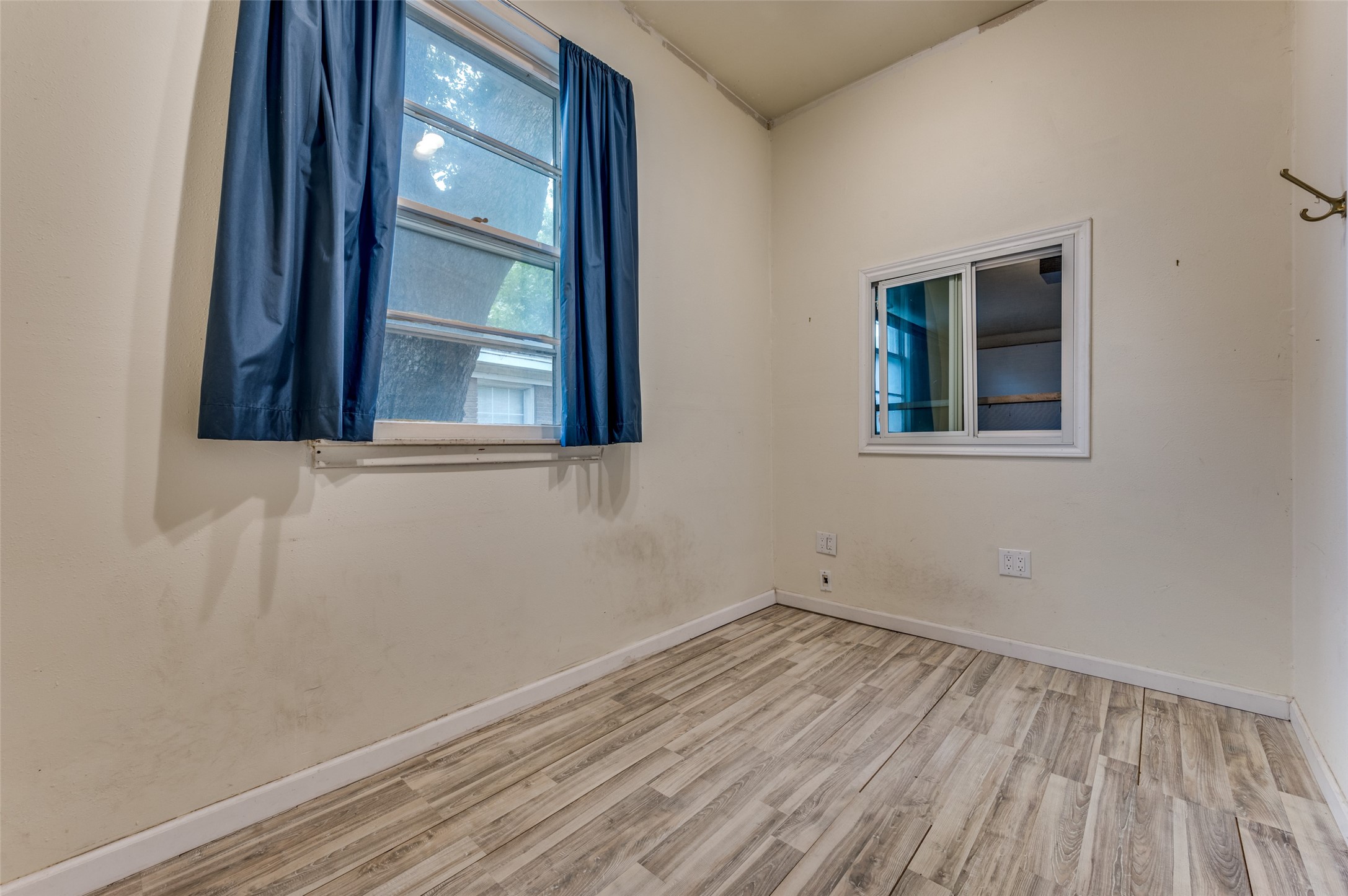 1710 Henderson Court