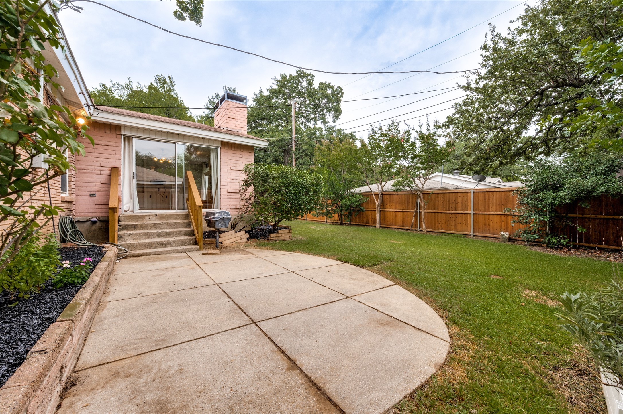 1710 Henderson Court