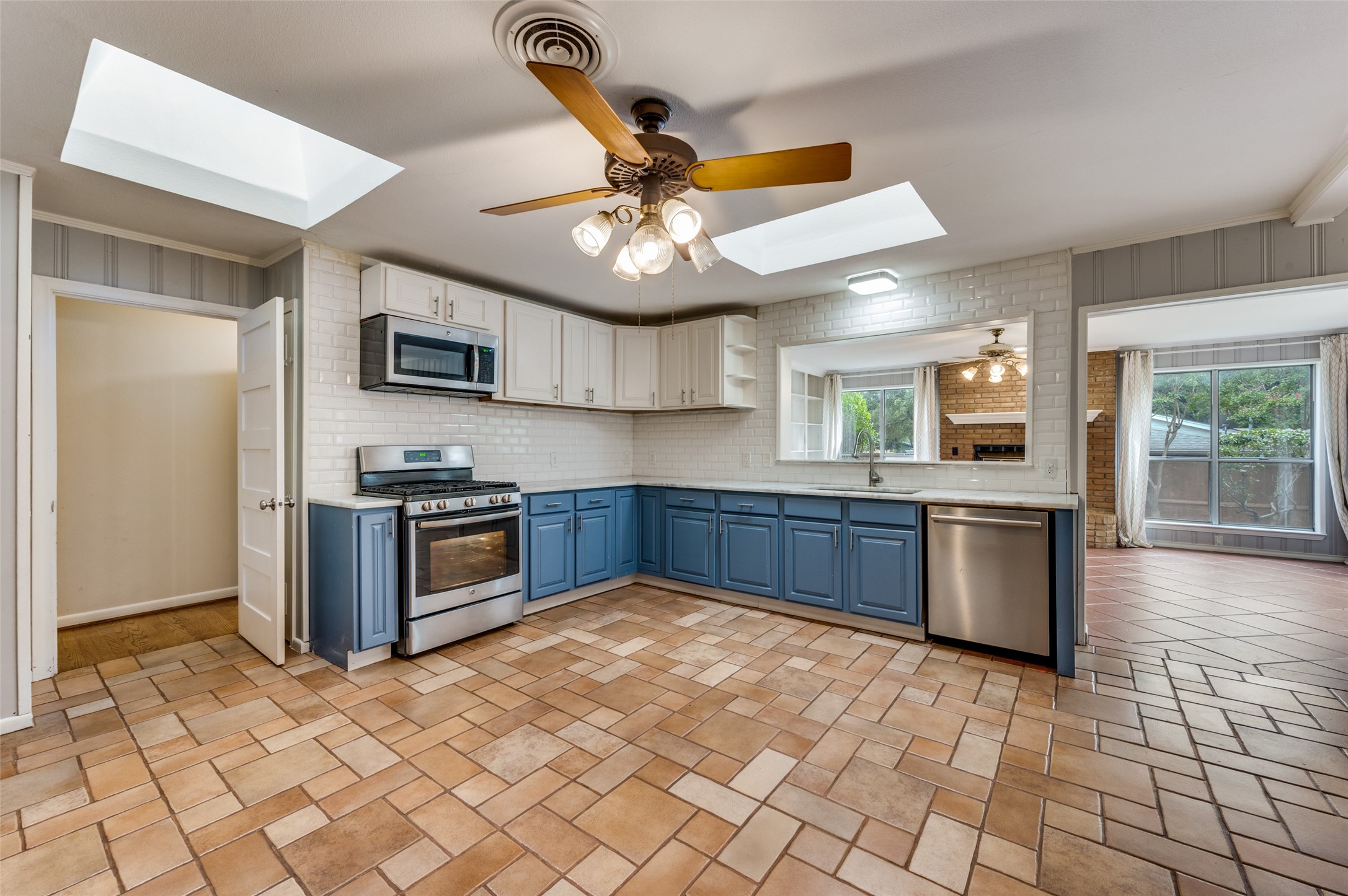 1710 Henderson Court