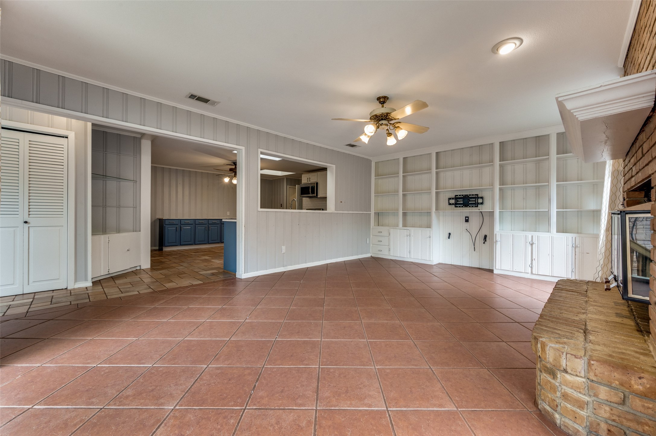 1710 Henderson Court