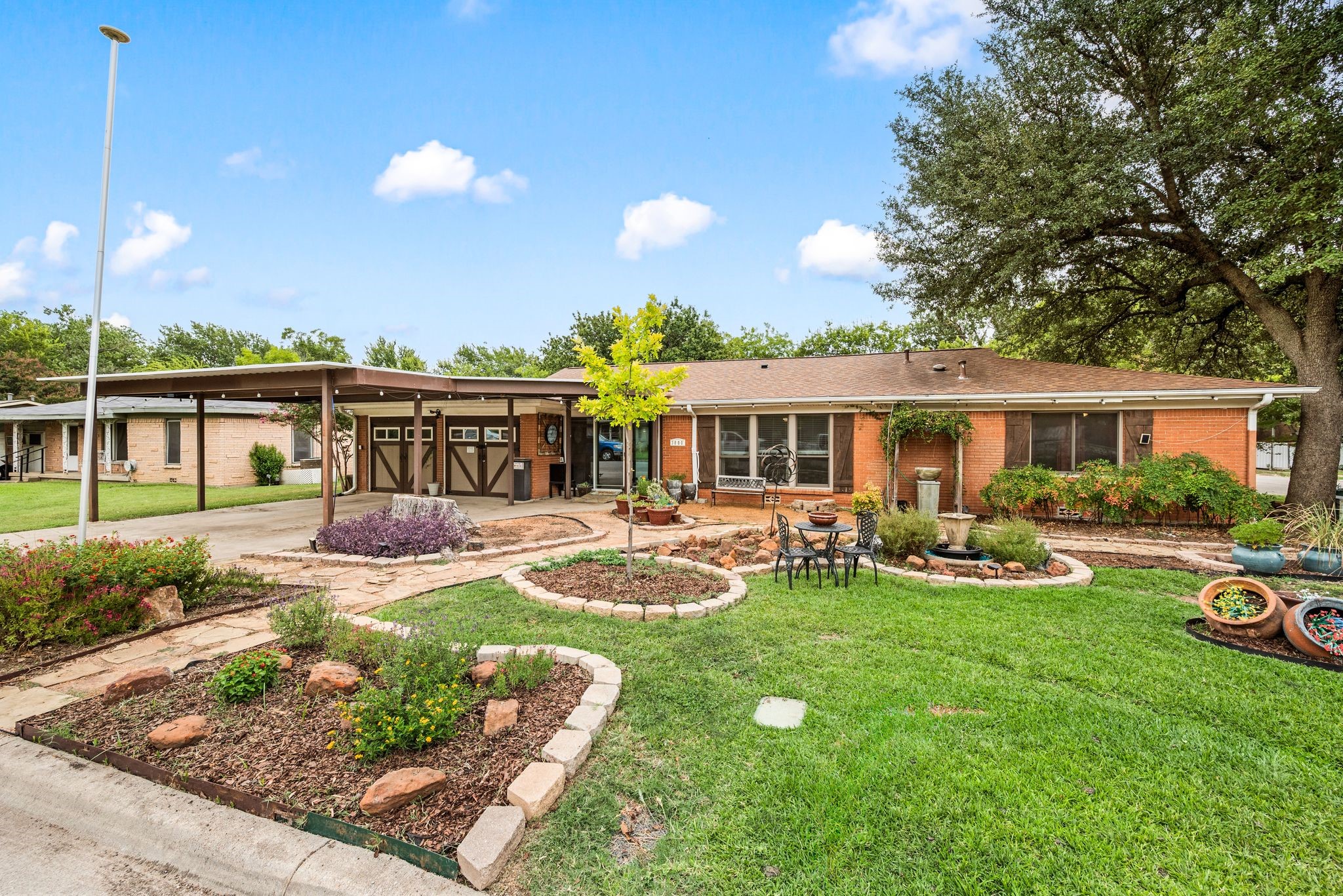 3800 Labadie Drive