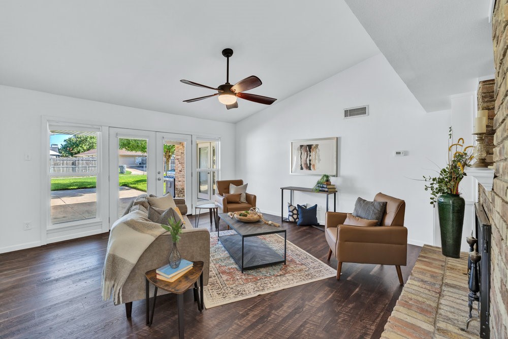 3927 High Summit Drive