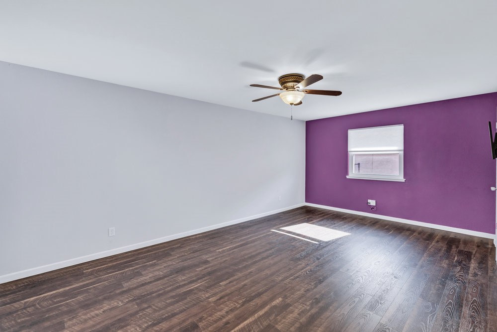 3927 High Summit Drive