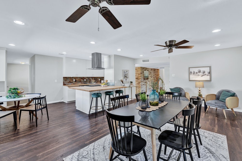 3927 High Summit Drive