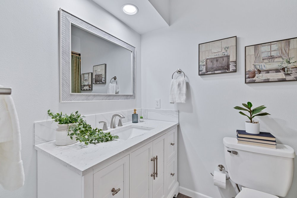 3927 High Summit Drive