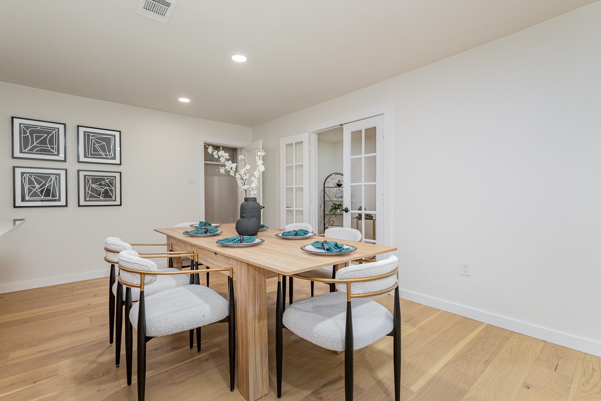 432 Pleasant Valley Lane