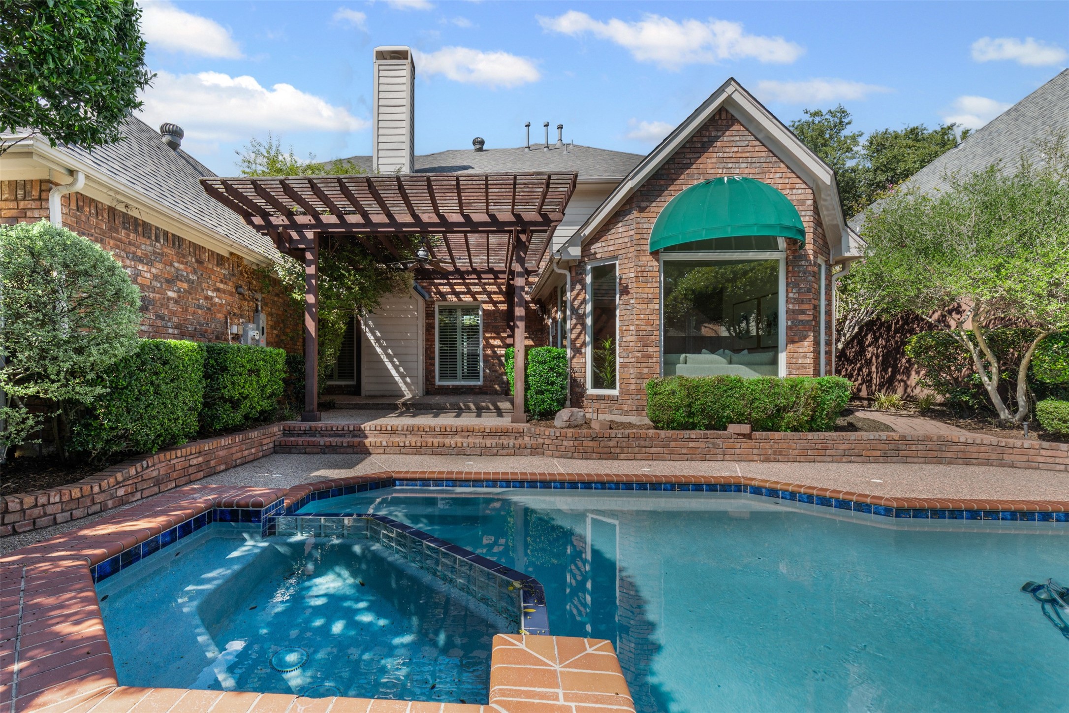 6308 Walling Lane