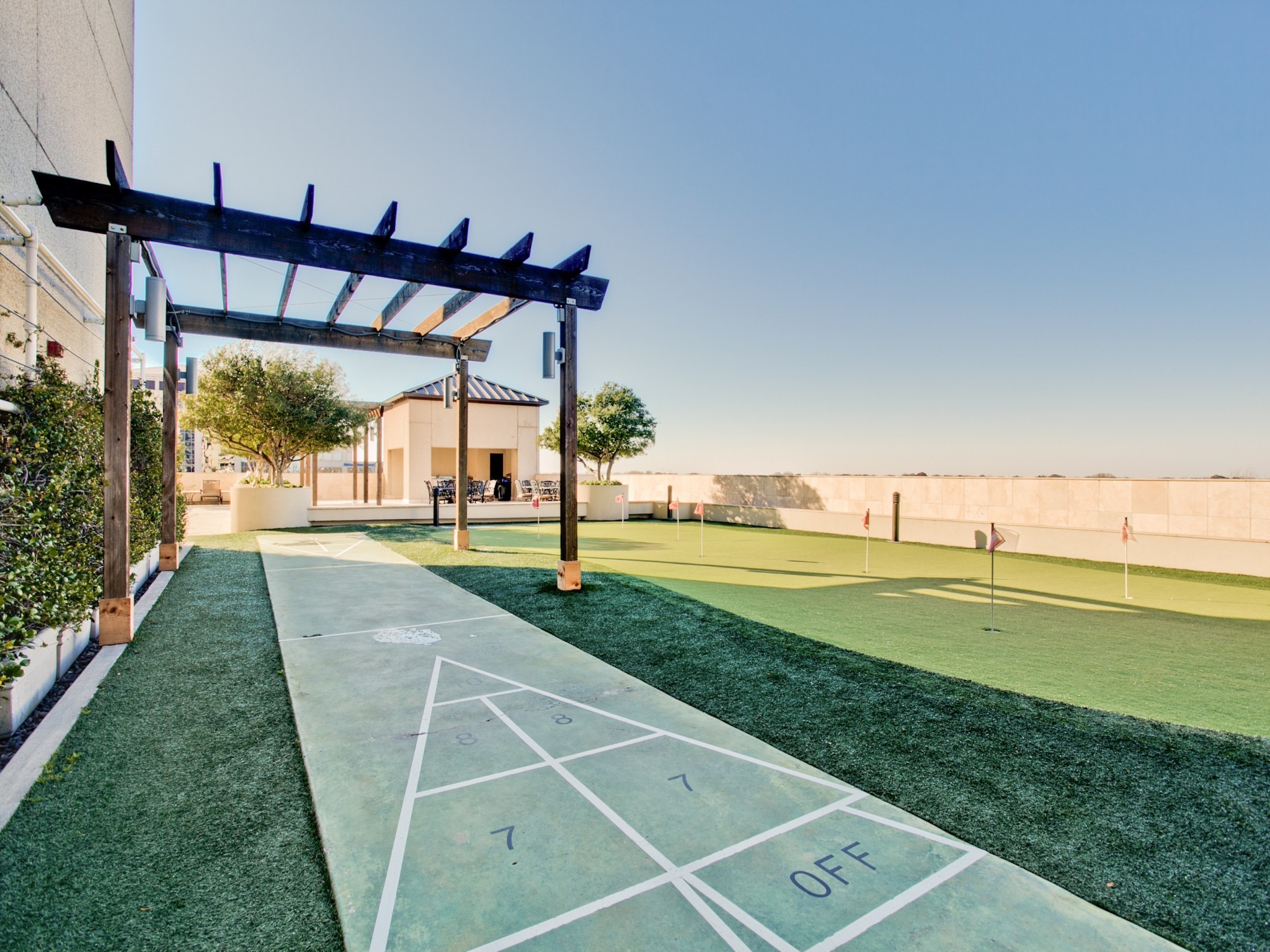 5909 Luther Lane 1106