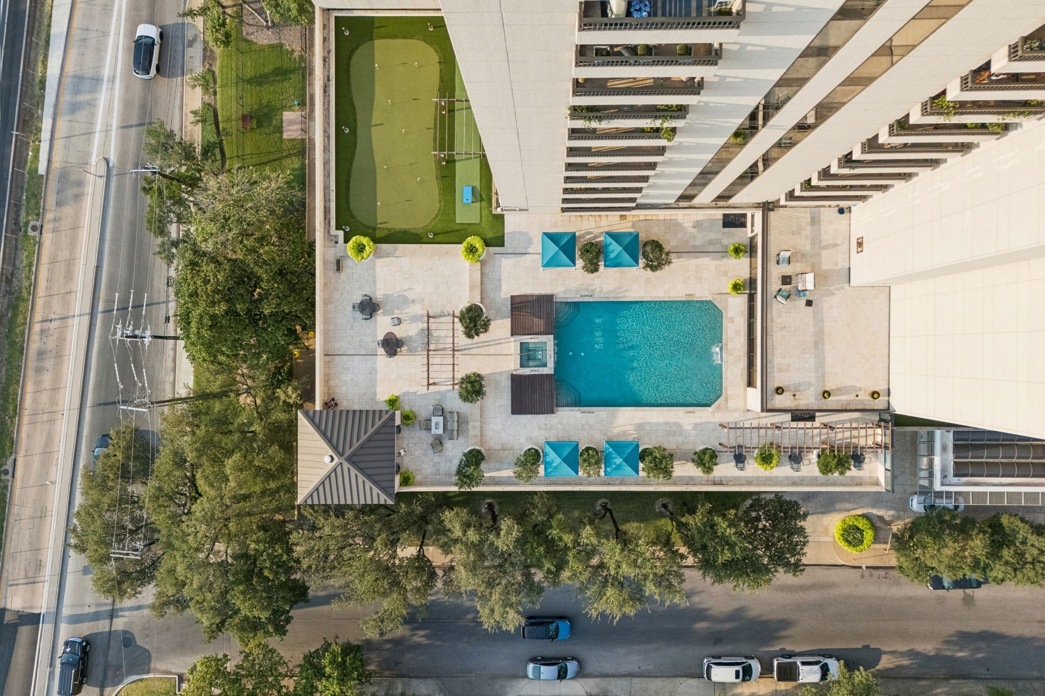 5909 Luther Lane 1106