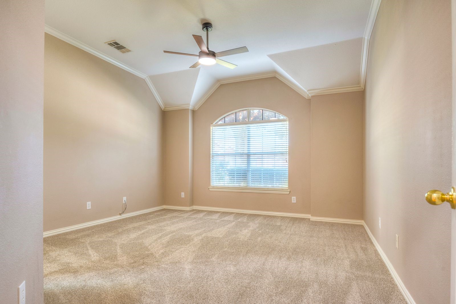 420 Vista Trail Drive