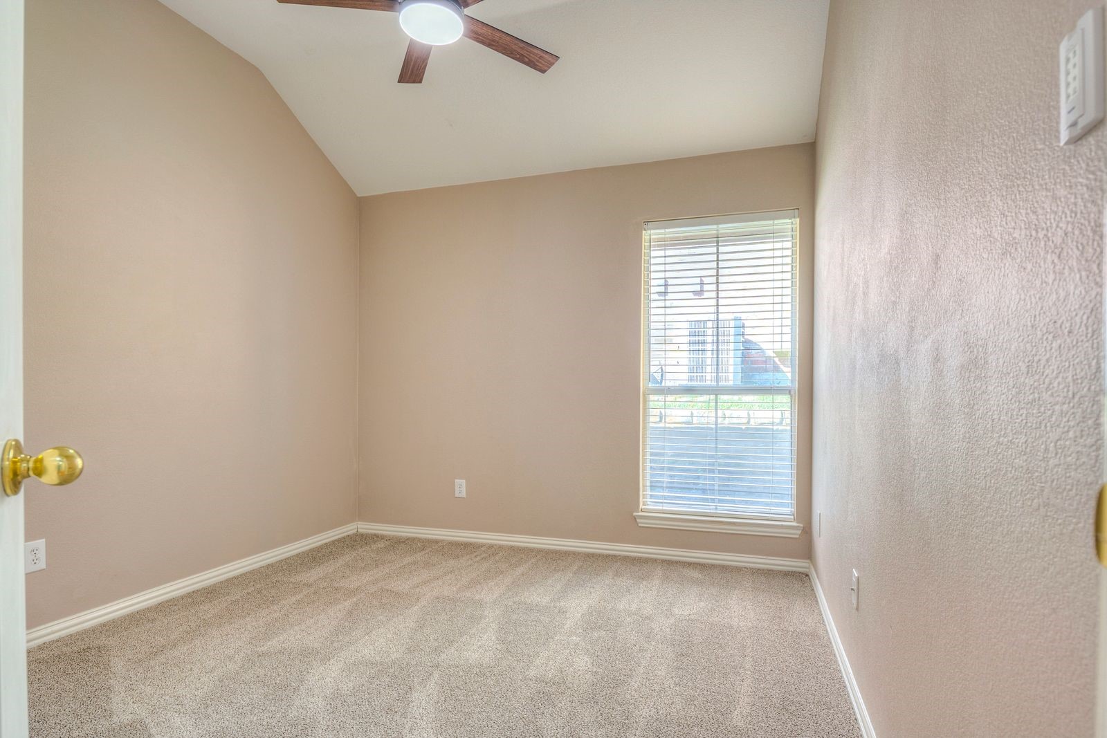 420 Vista Trail Drive