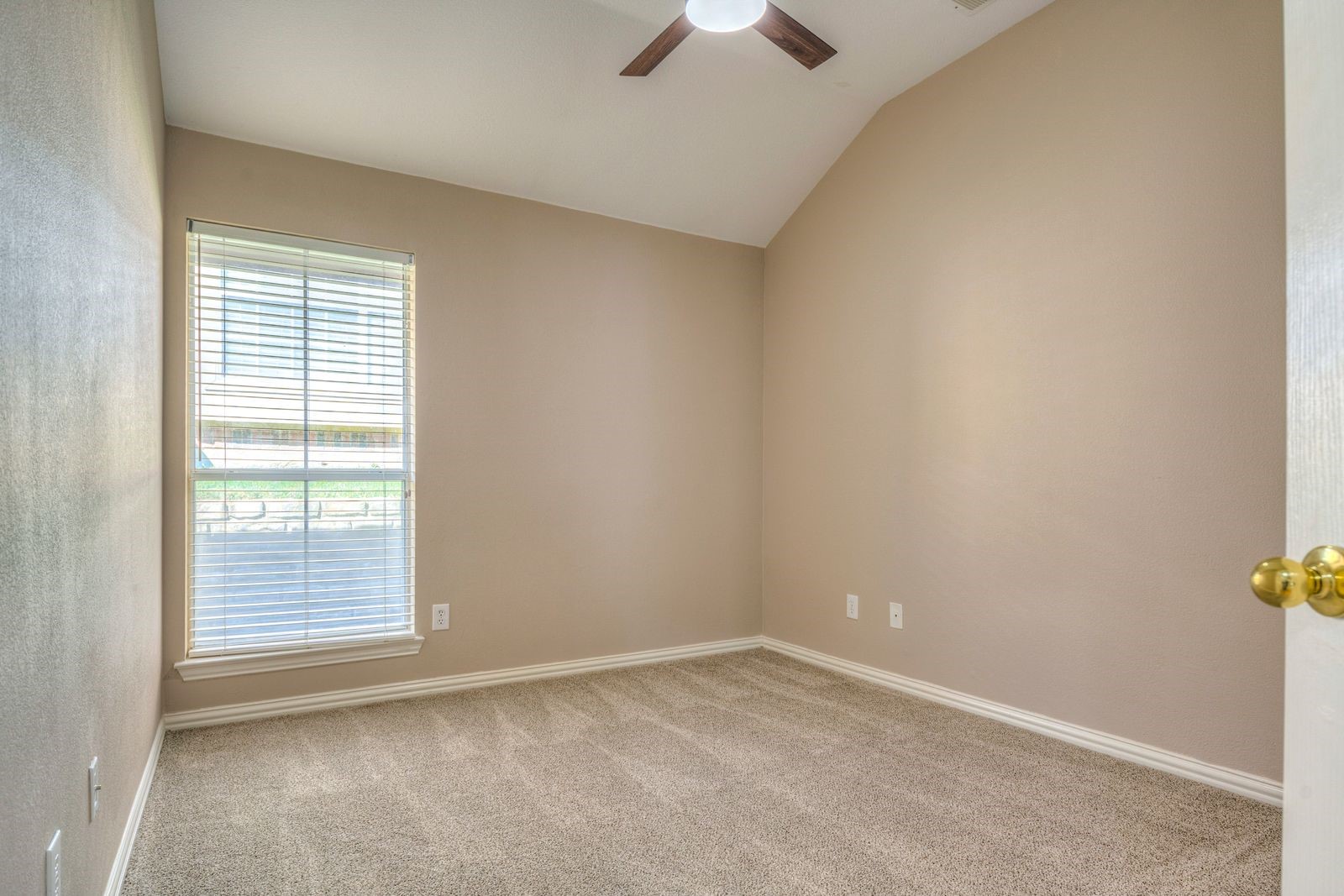 420 Vista Trail Drive