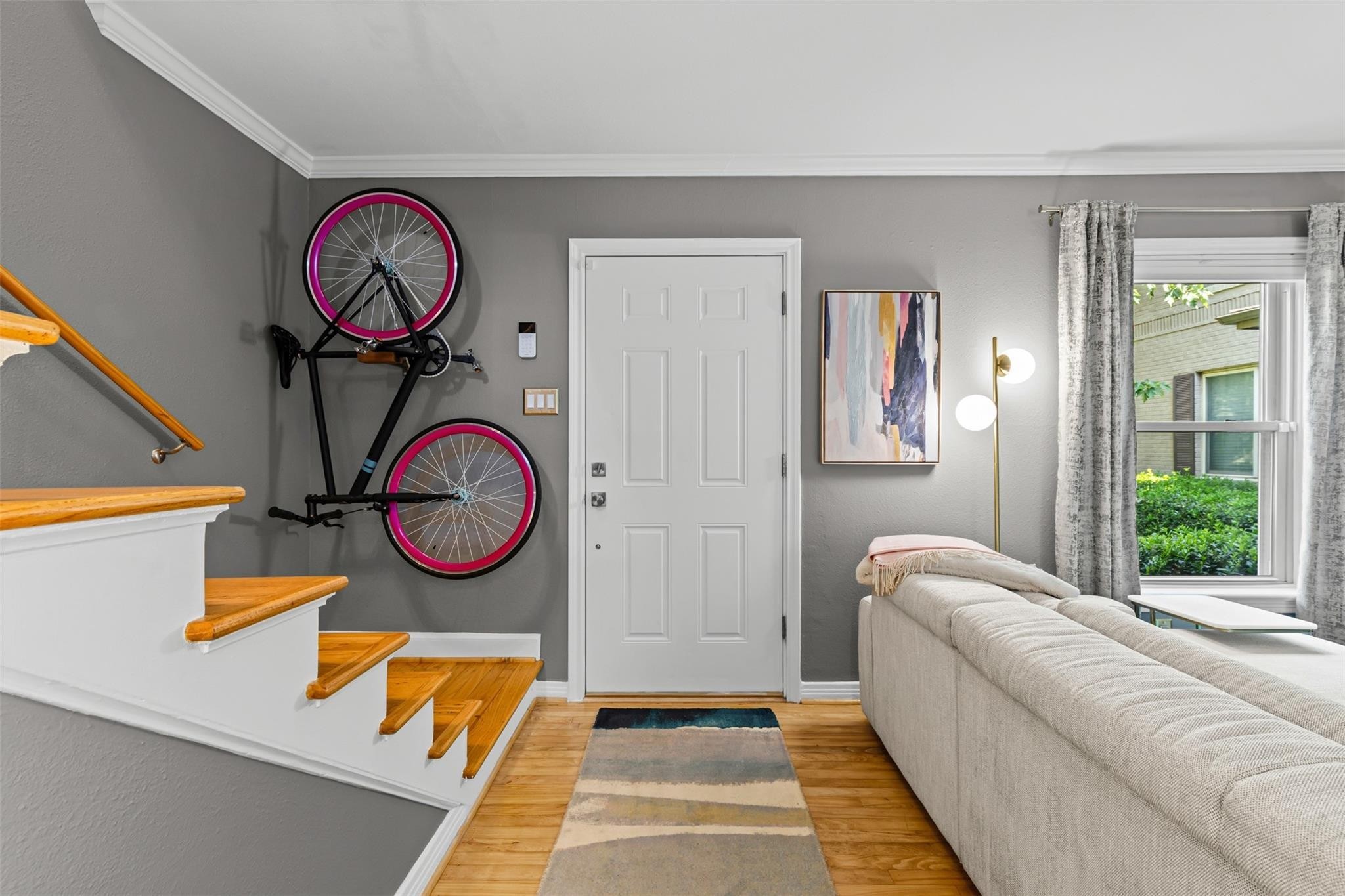 6410 Bordeaux Avenue