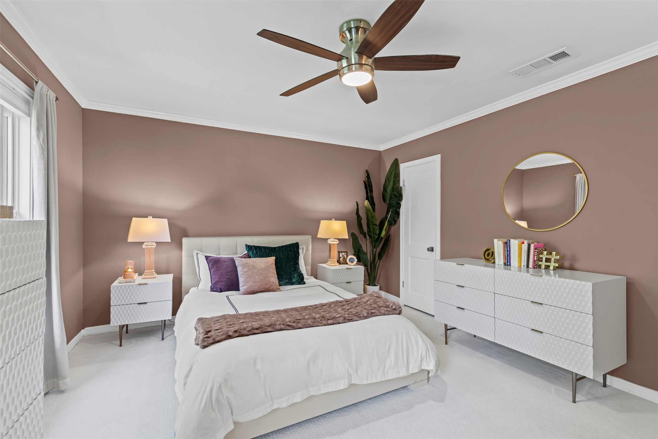 6410 Bordeaux Avenue