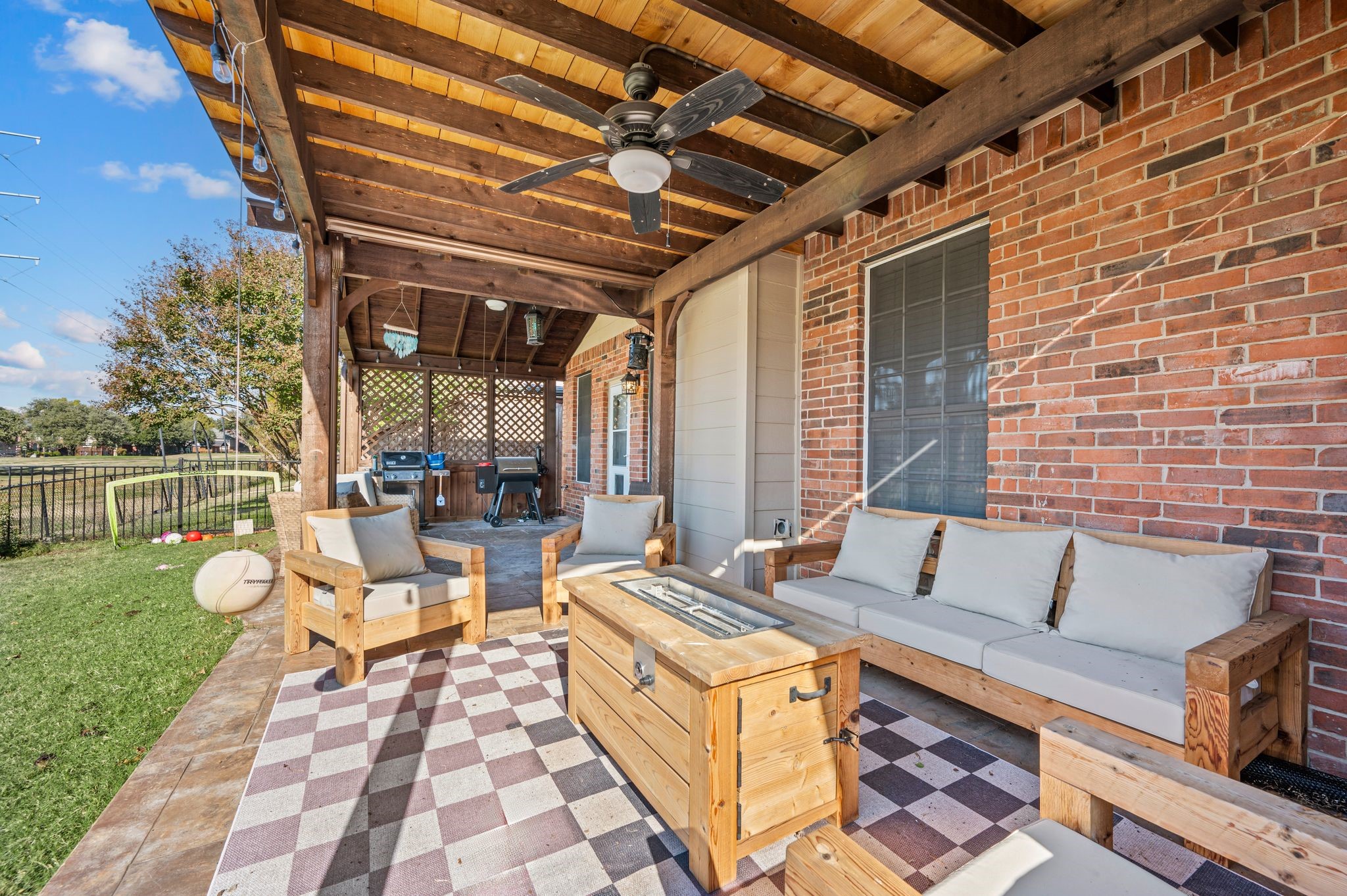 5713 Wilmington Drive