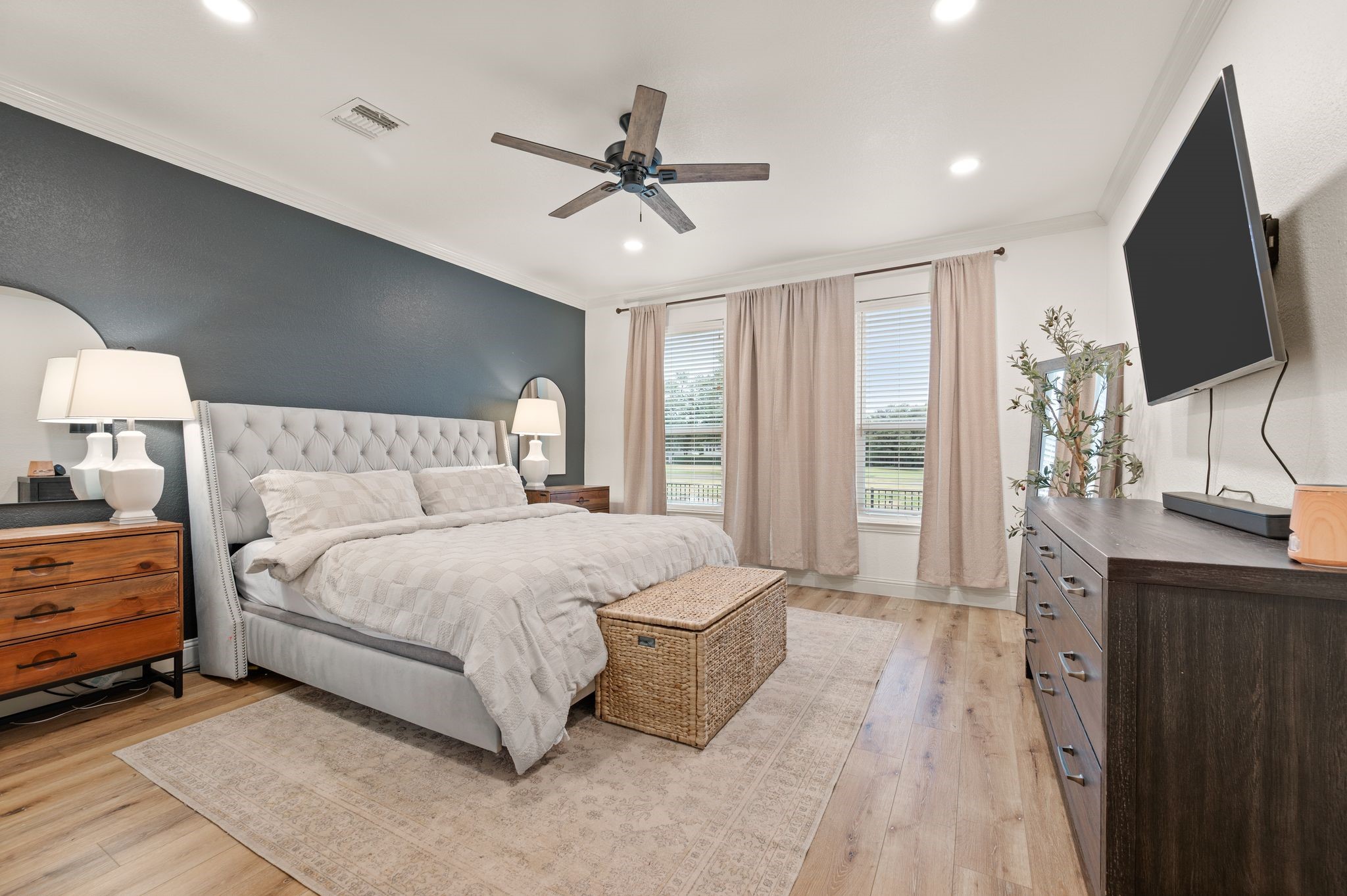 5713 Wilmington Drive