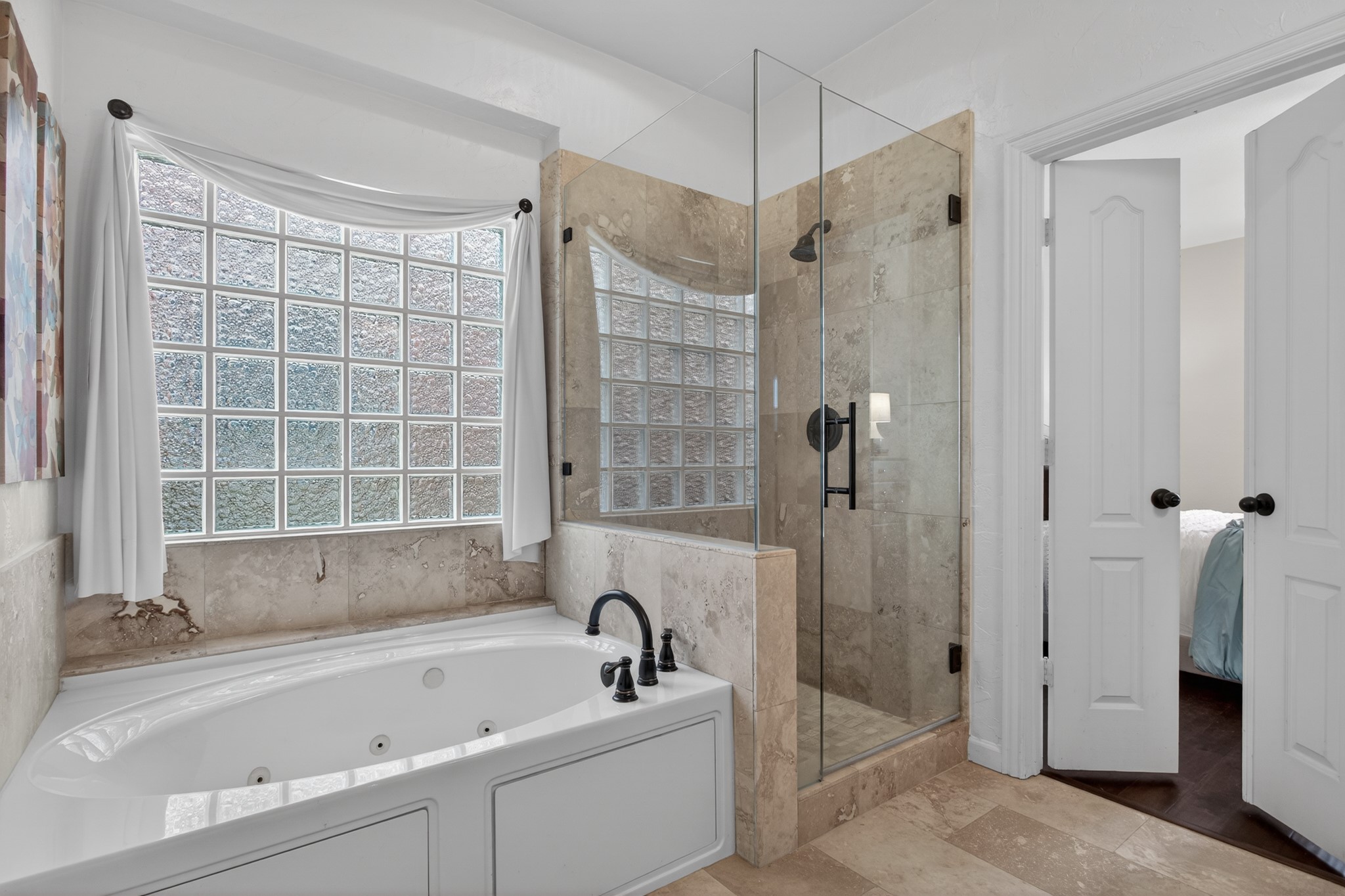 8615 Oak Valley Court