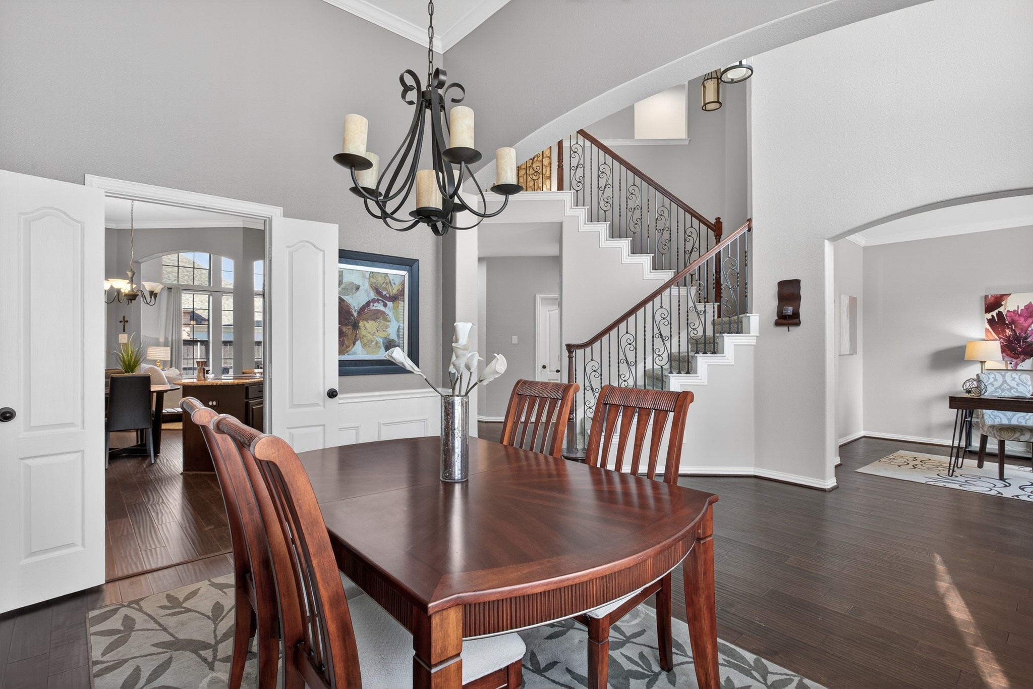 8615 Oak Valley Court