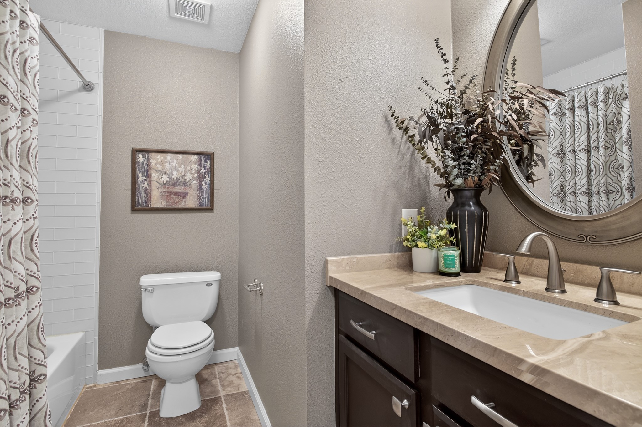 8615 Oak Valley Court