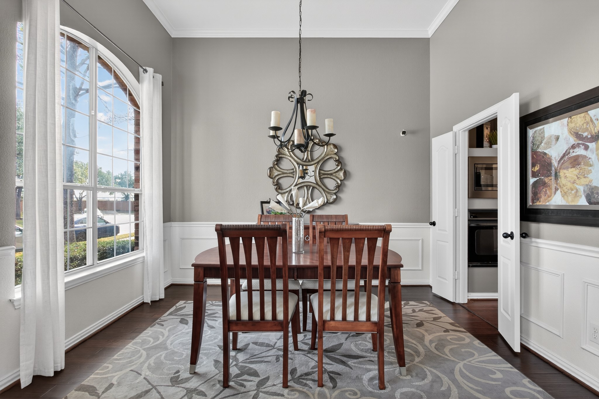 8615 Oak Valley Court