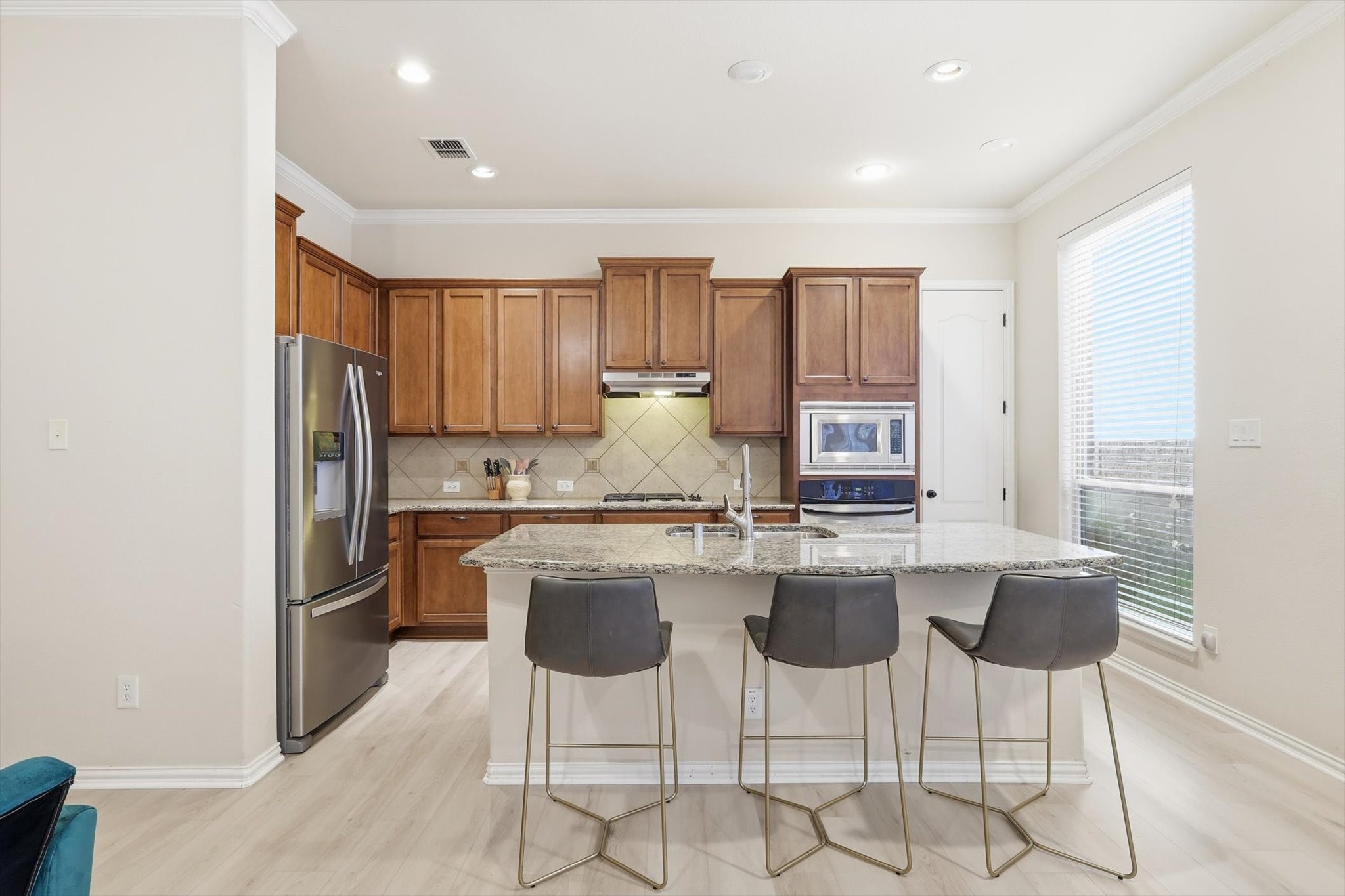 2462 Sunderland Lane