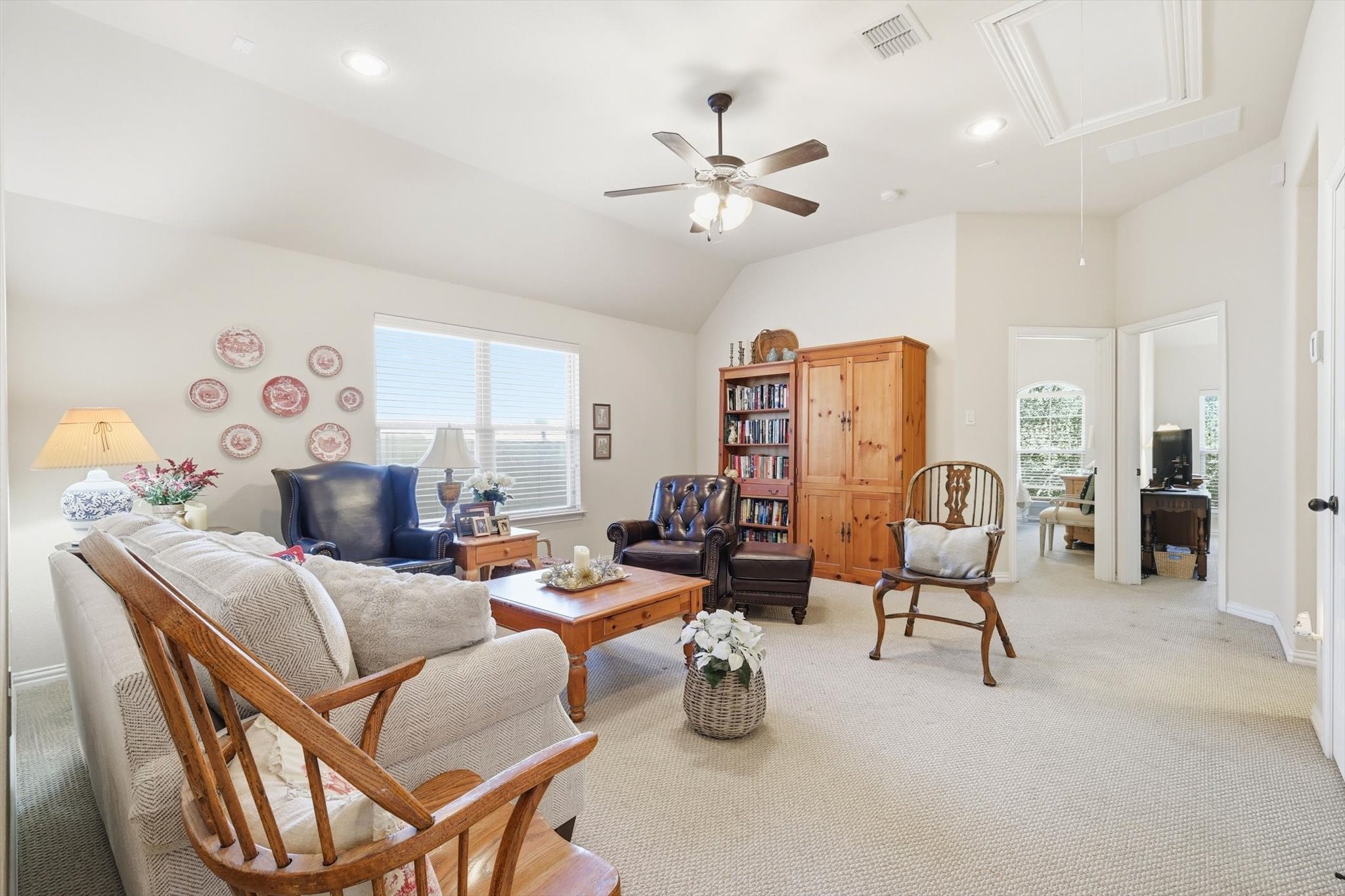 2462 Sunderland Lane