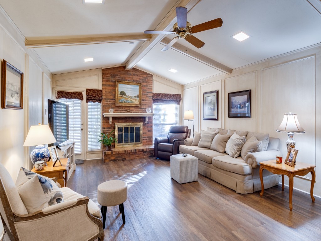 4314 Thunder Road