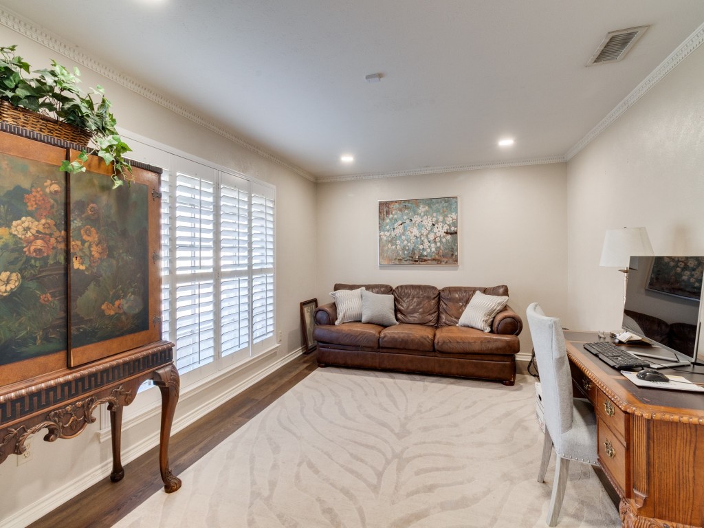 4314 Thunder Road