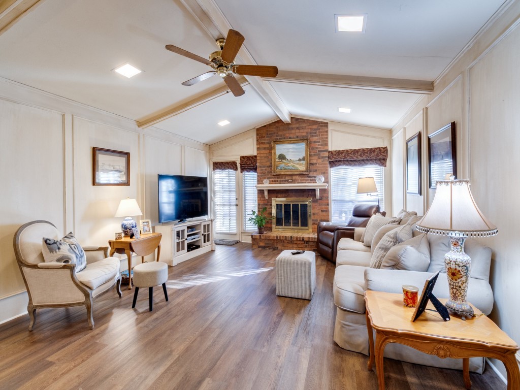 4314 Thunder Road