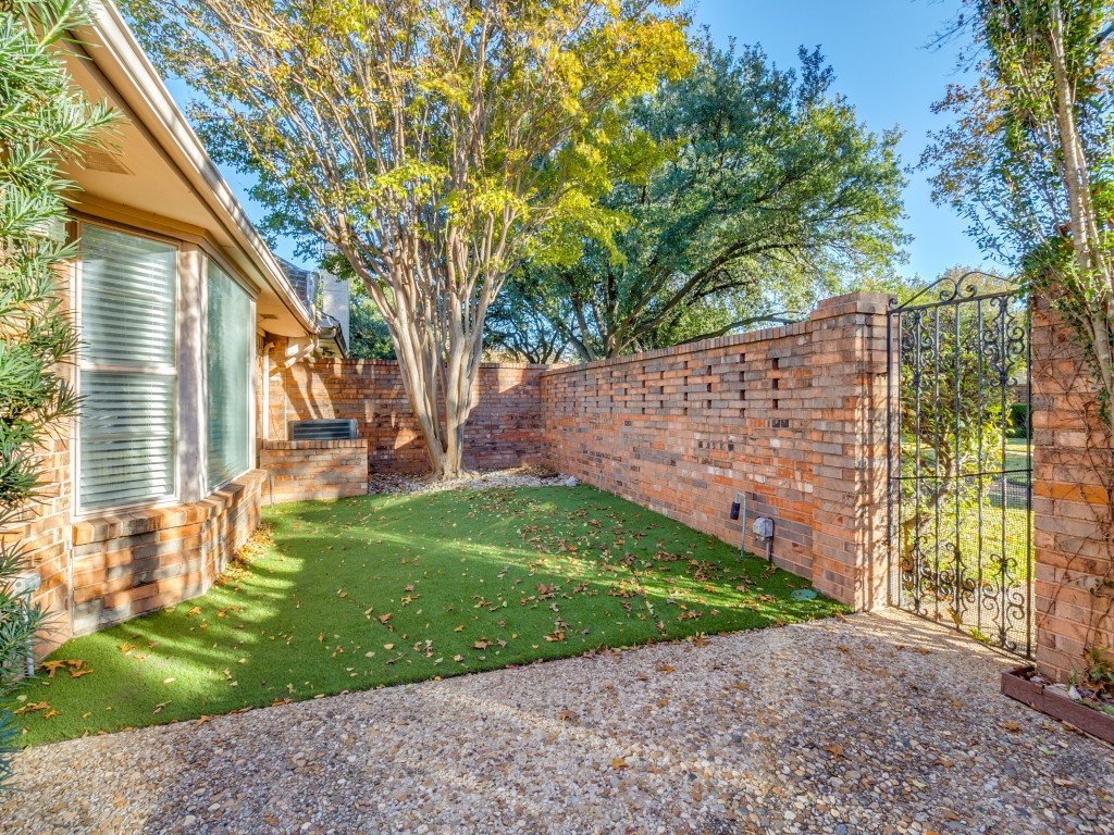 4314 Thunder Road